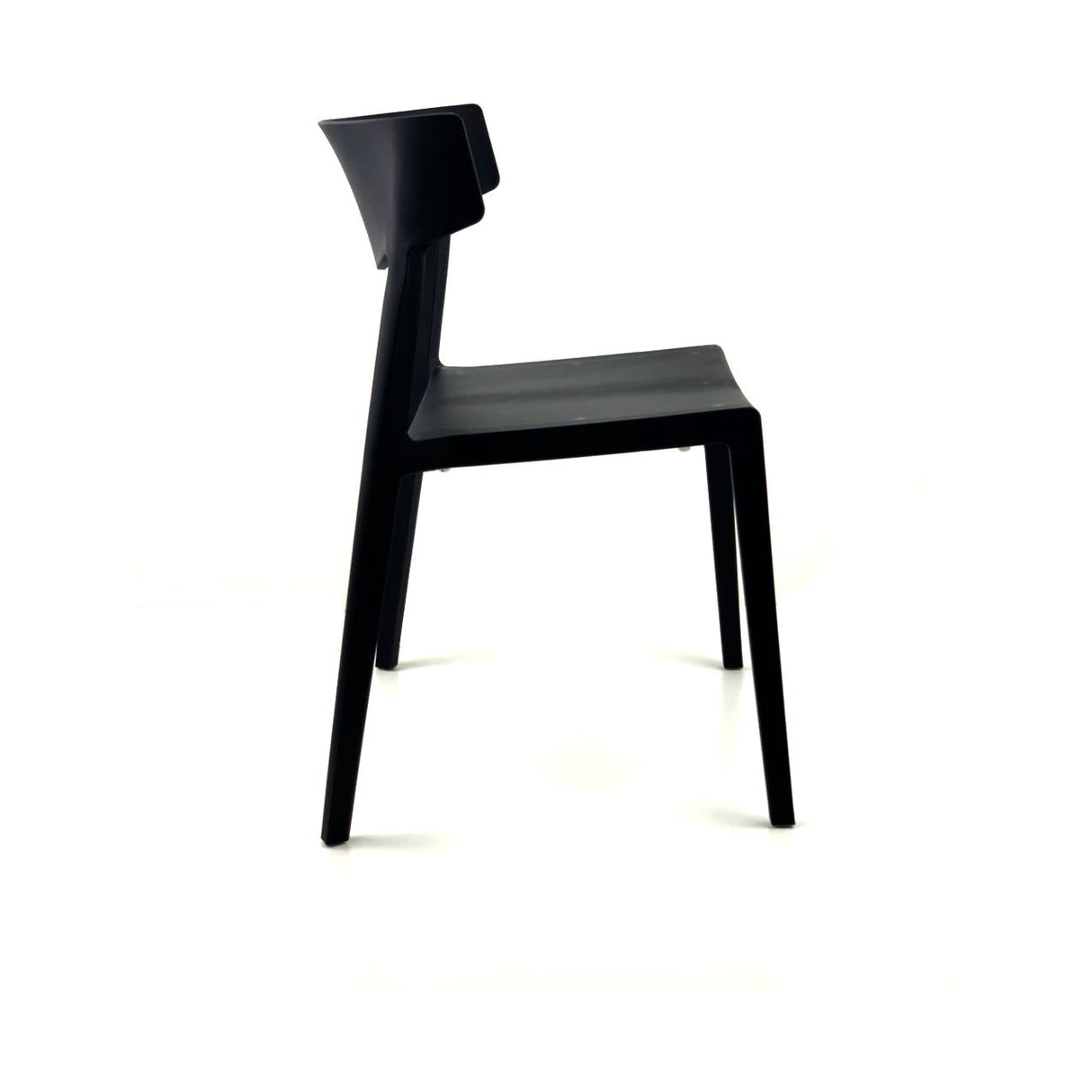 Curve visitor chair
