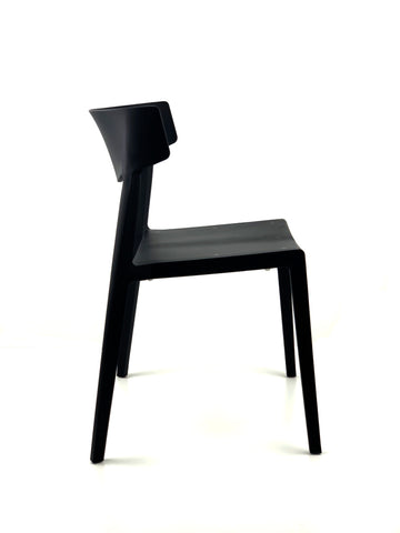 Curve visitor chair