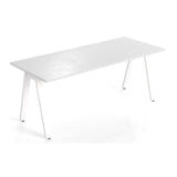 Vee Contract Desk
